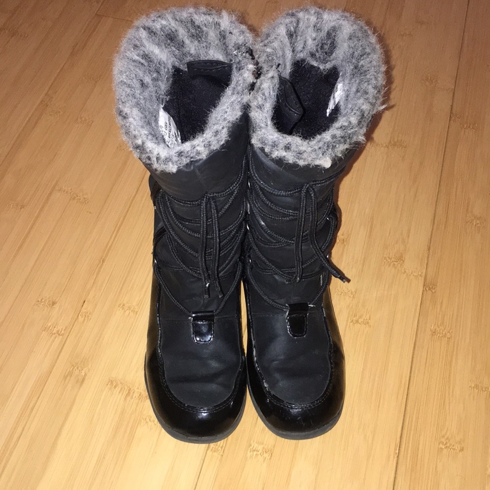 Totes Waterproof Boots Girls Size 3 with Faux Fur in Preloved